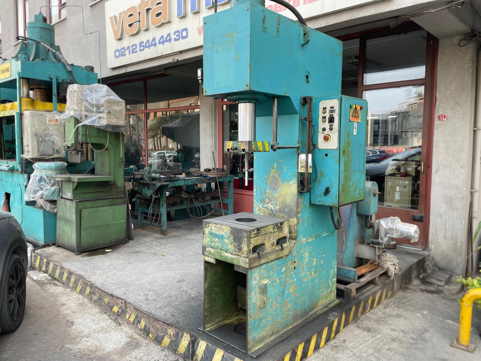 50 Ton C Tipi Hidrolik Pres KB5156