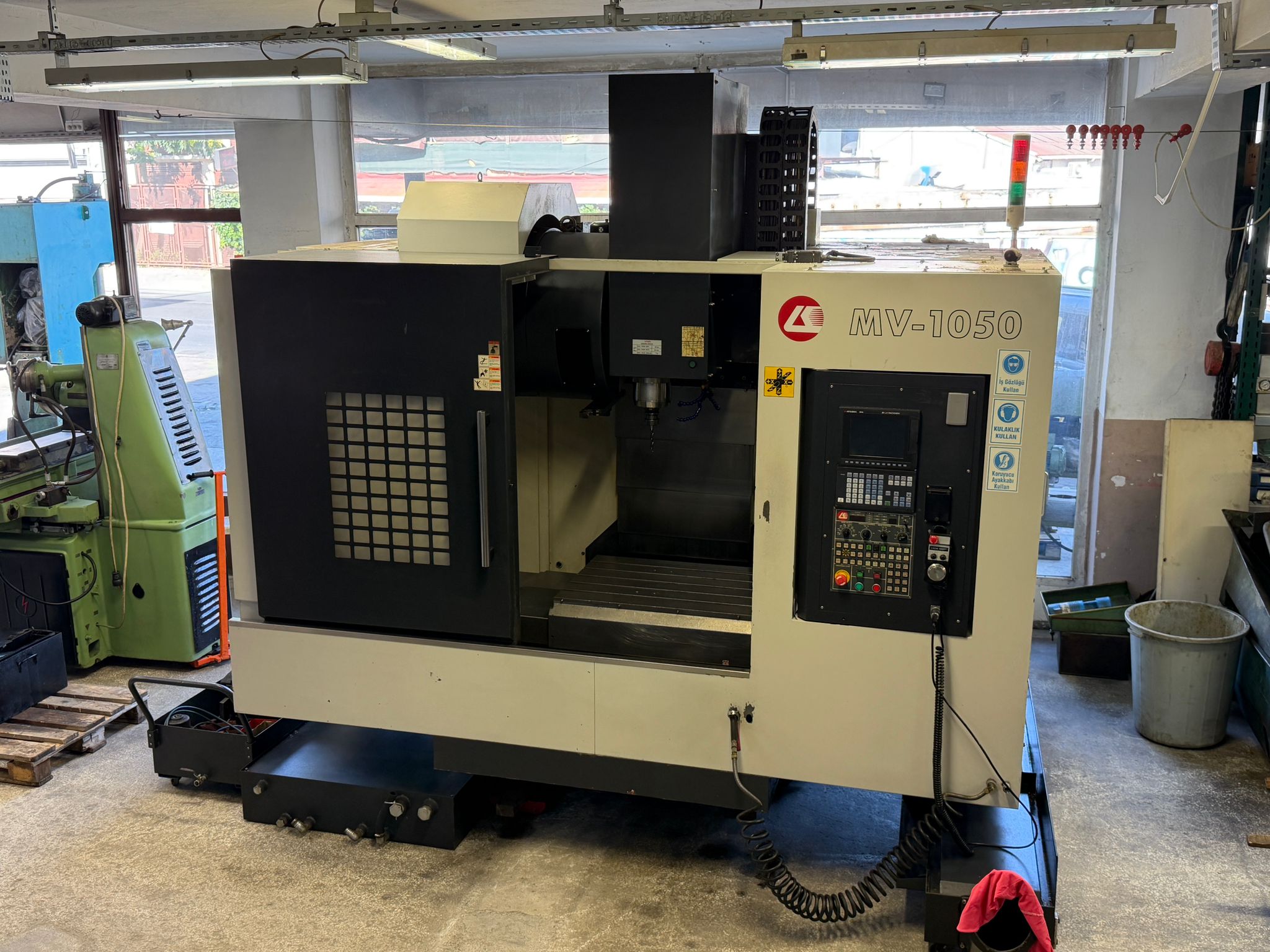 LK MV-1050 CNC DİK İŞLEME MERKEZİ