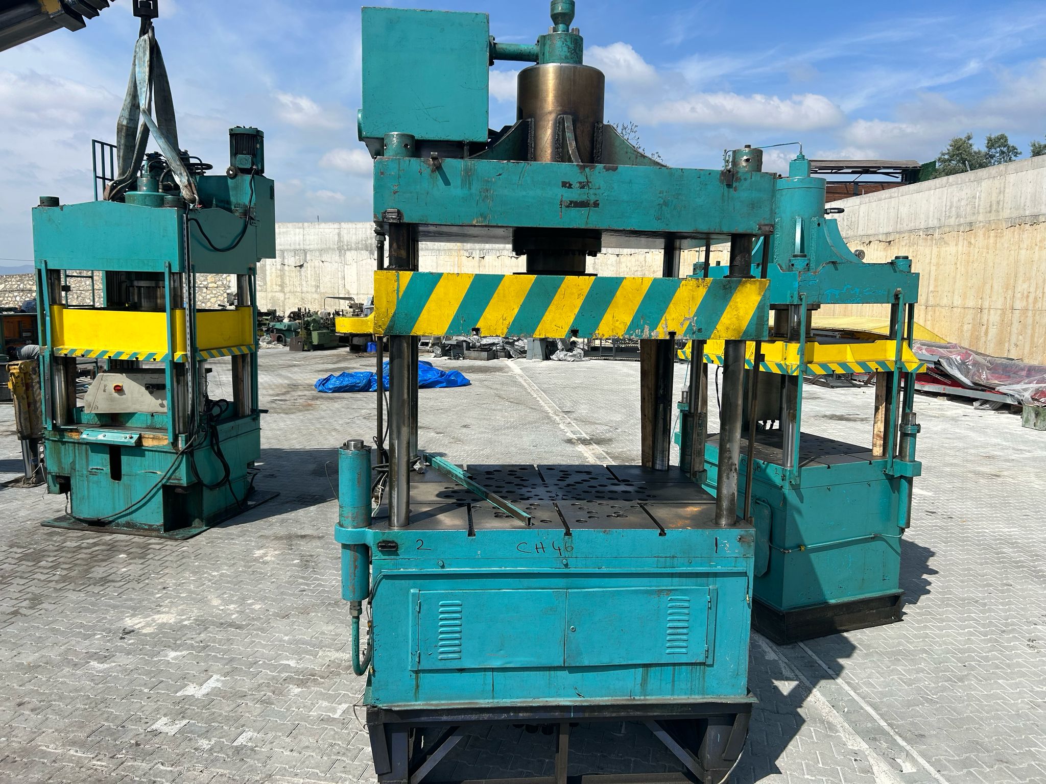 300 Ton Çift Tesir Hidrolik Pres KB5124
