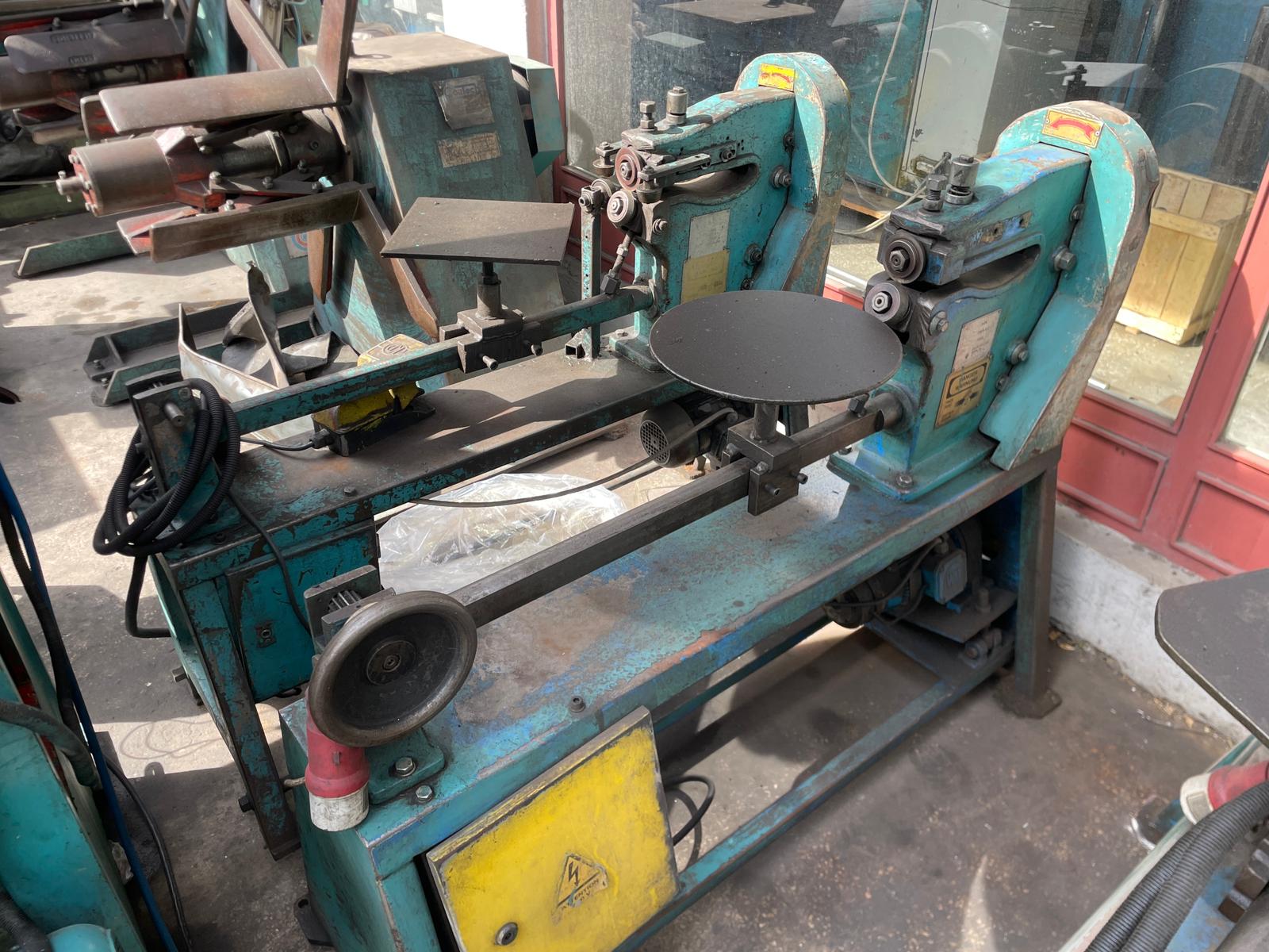 2 Adet Daire Kesme Makinası KB5144