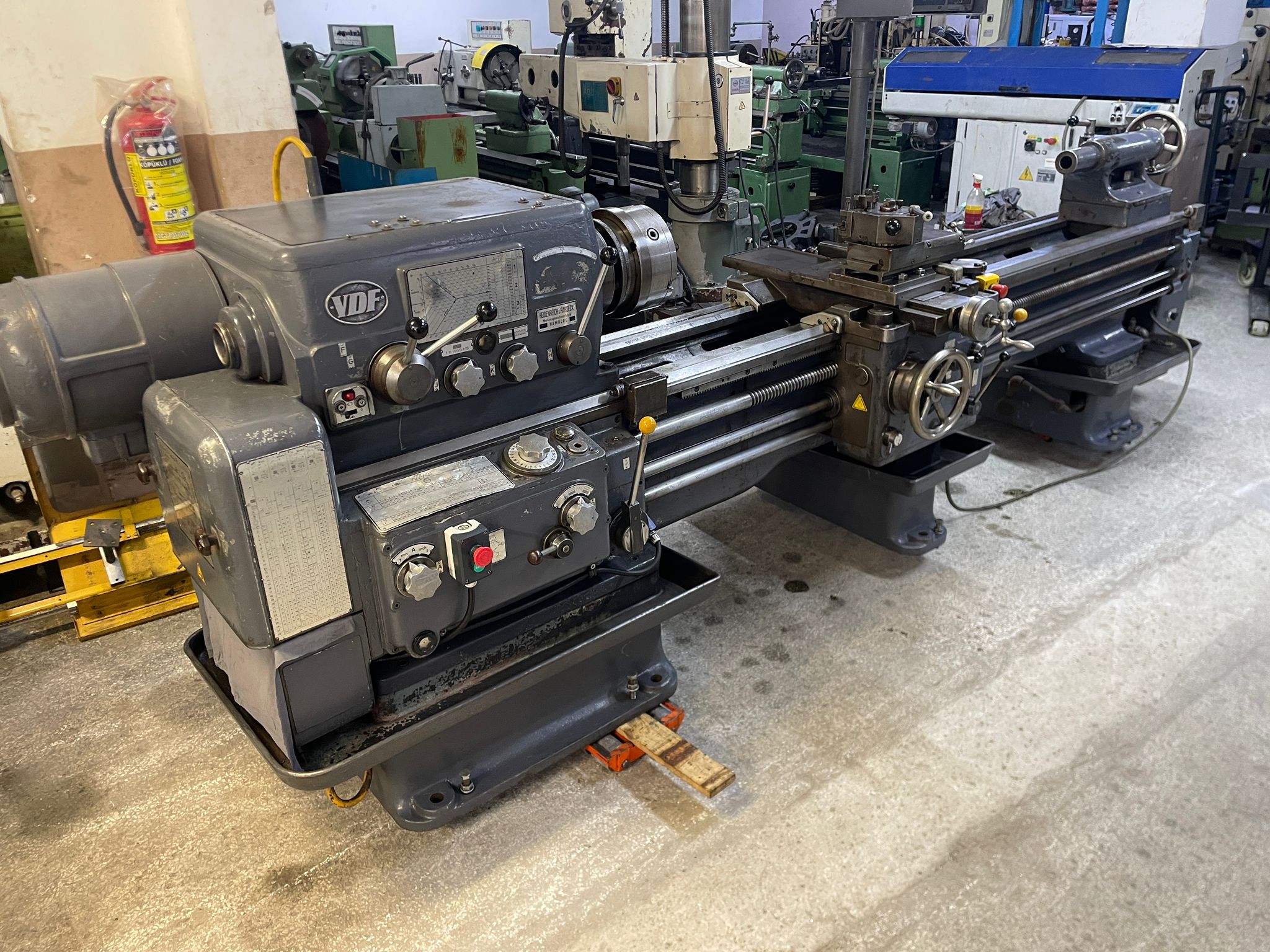 ALMAN VDF 2 METRE TORNA TEZGAHI 