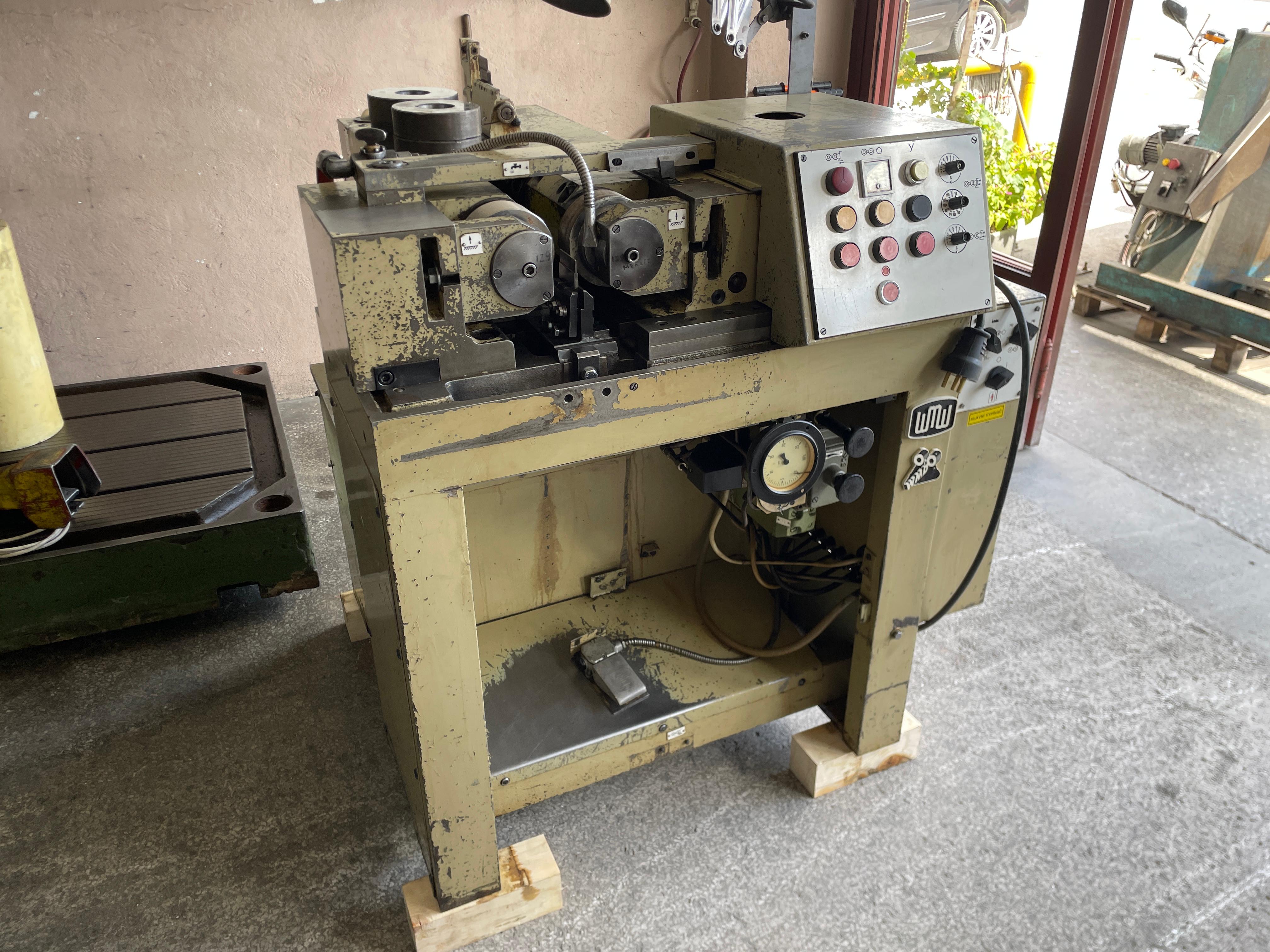 Upw - 6.3 Ton ovalama tezgahı.