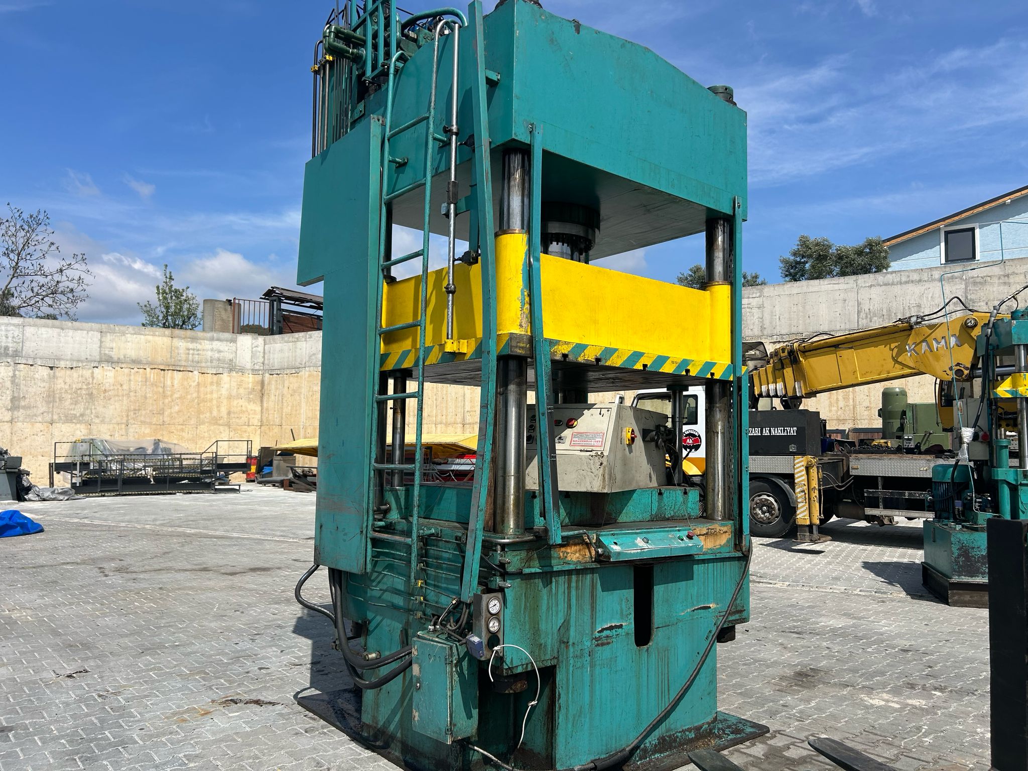 250 Ton Çift Tesir Hidrolik Pres KB5131