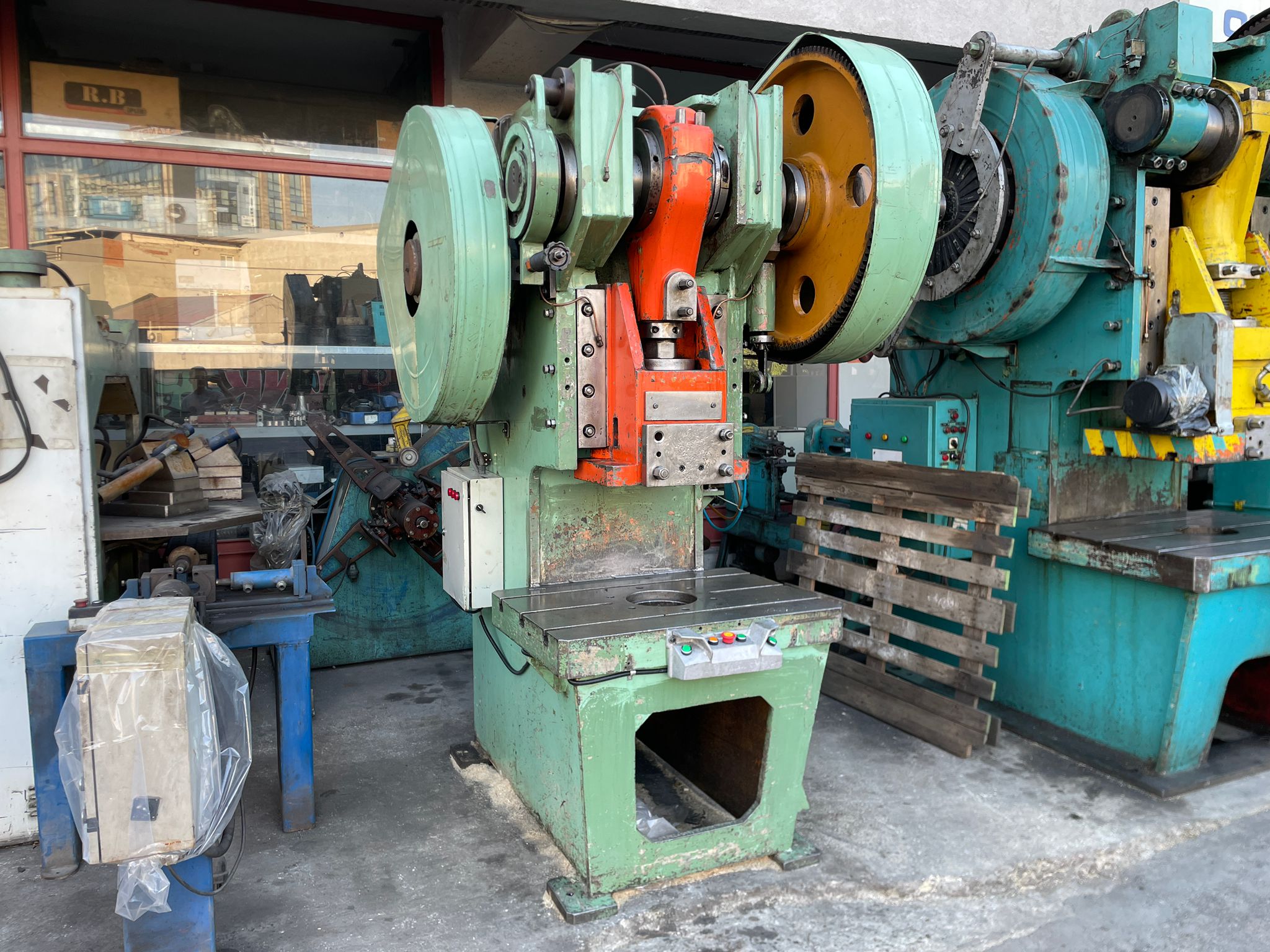 Eksantrik 100 Ton pres  