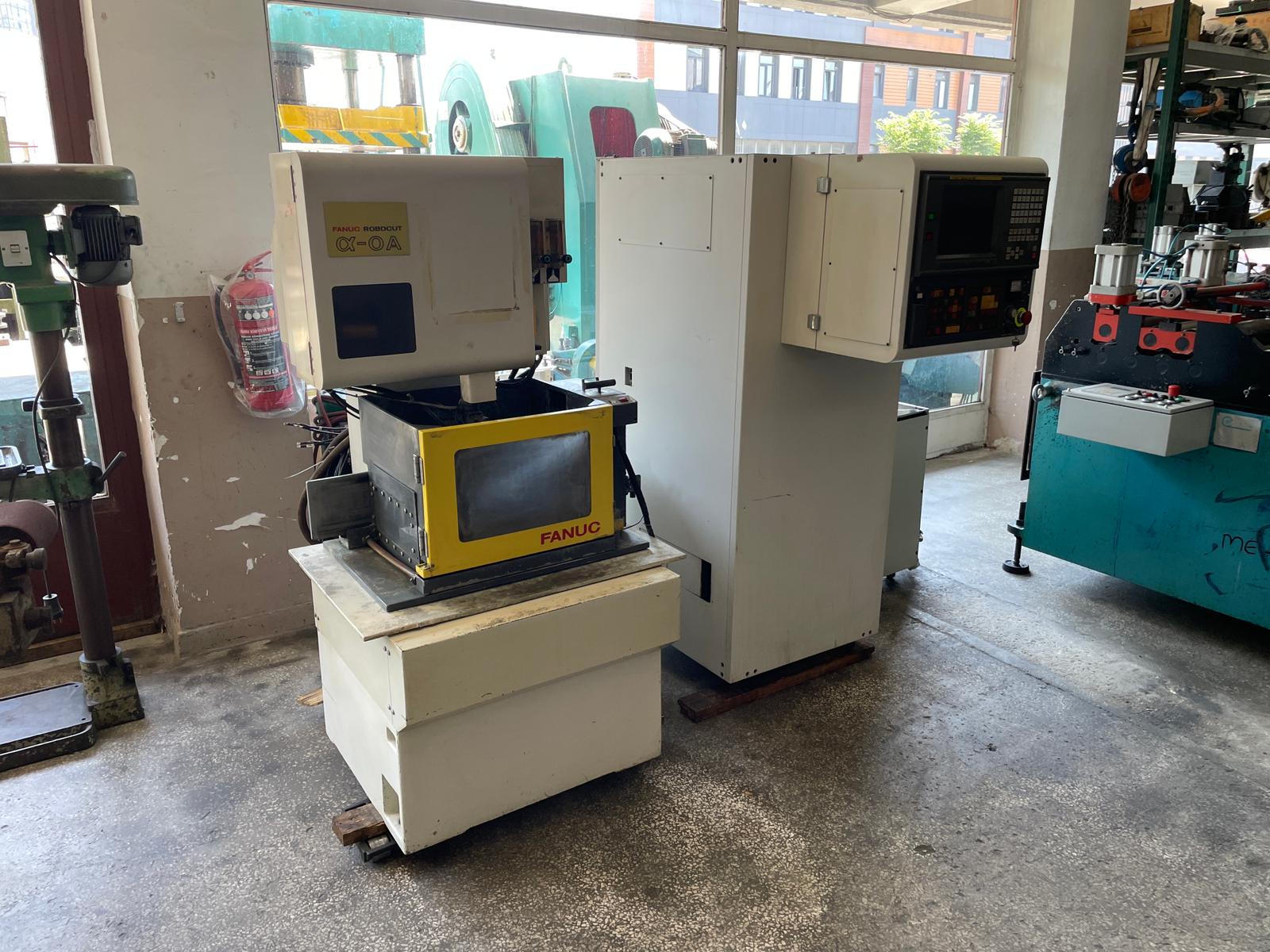 Fanuc tel erozyon tezgahı KB5222