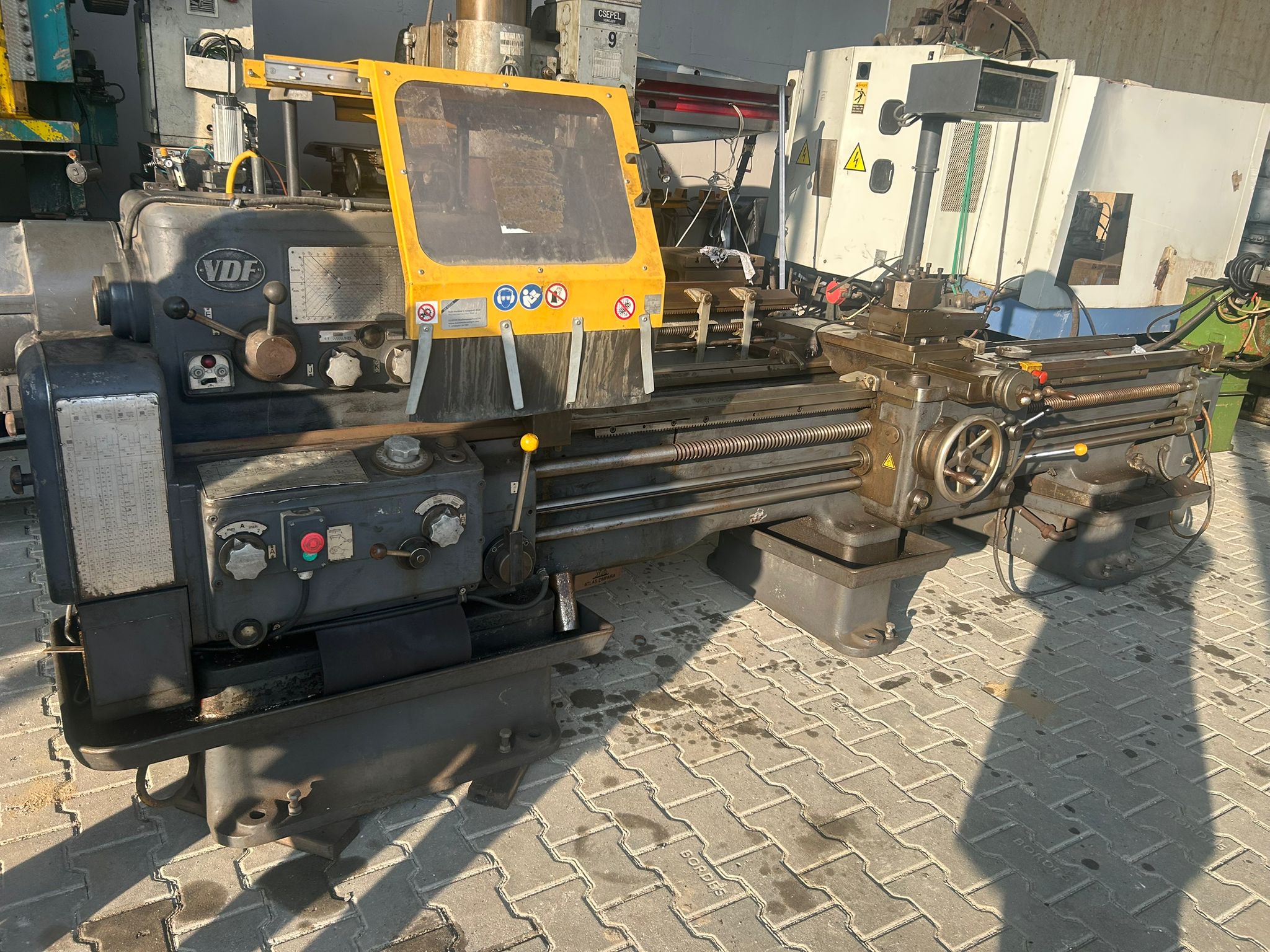 ALMAN VDF 2 METRE TORNA TEZGAHI 