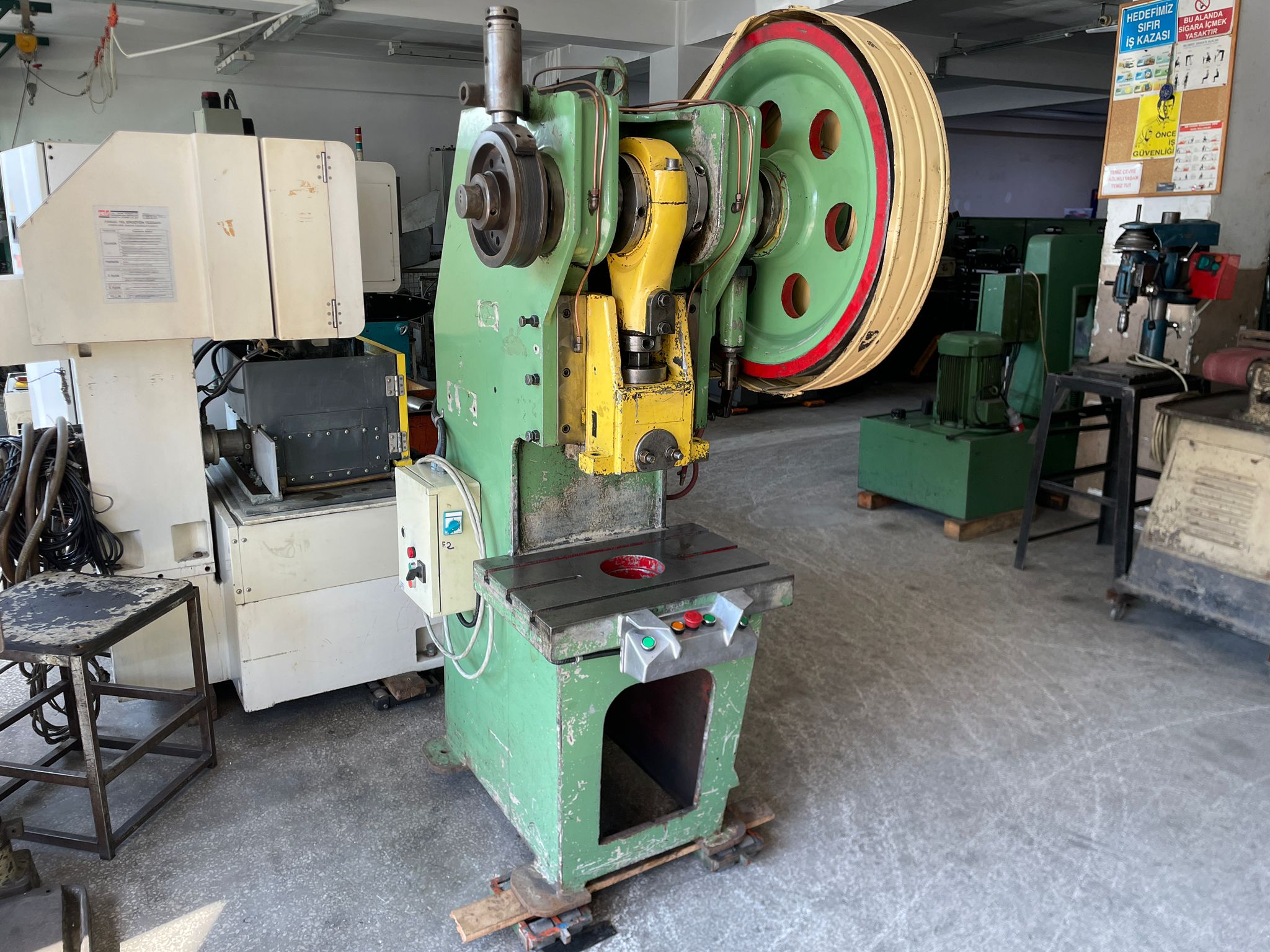 Eksantrik 35 Ton pres  