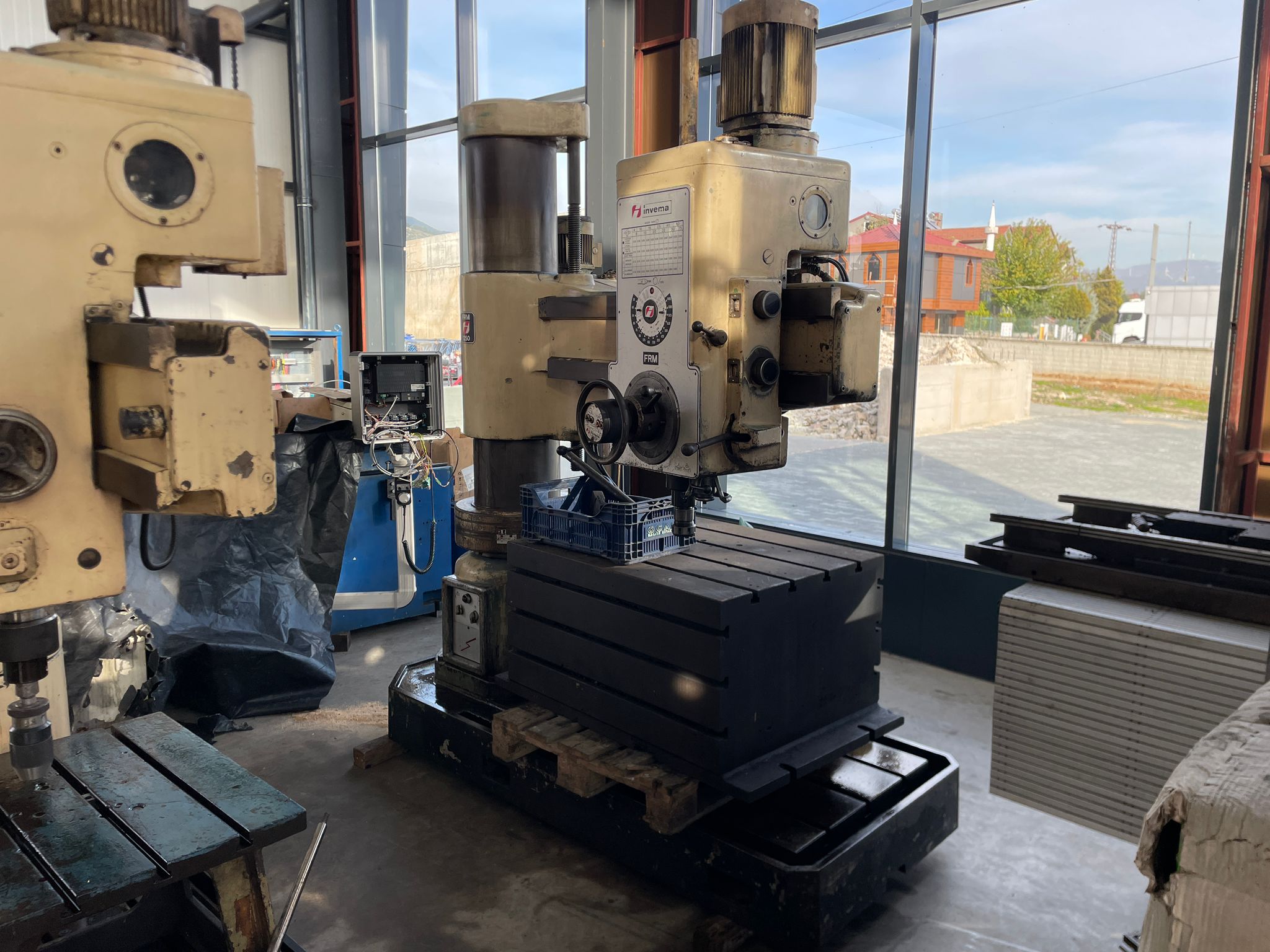 İnvema FRM-1250 Radyal Matkap Tezgahı