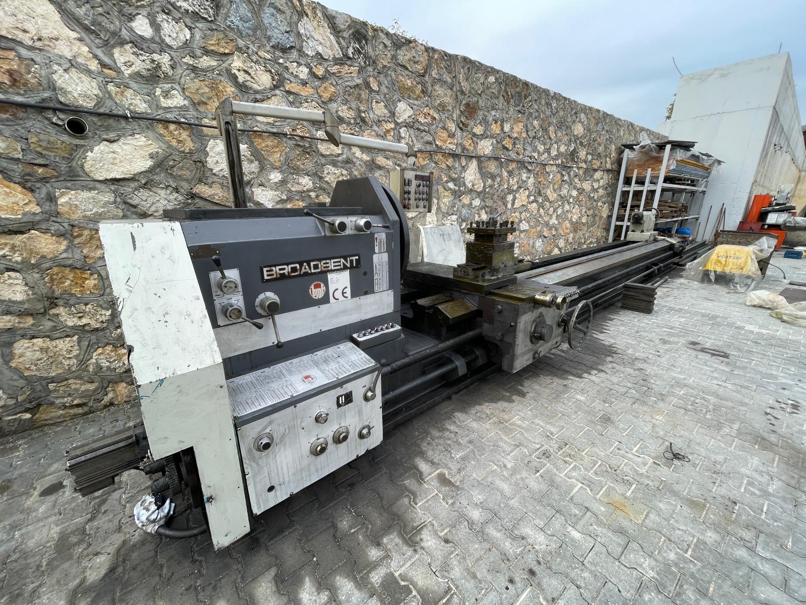İngiliz Broadbent 1125 Çap 8 Metre torna tezgahı
